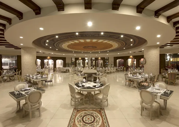Delphin Imperial Lara