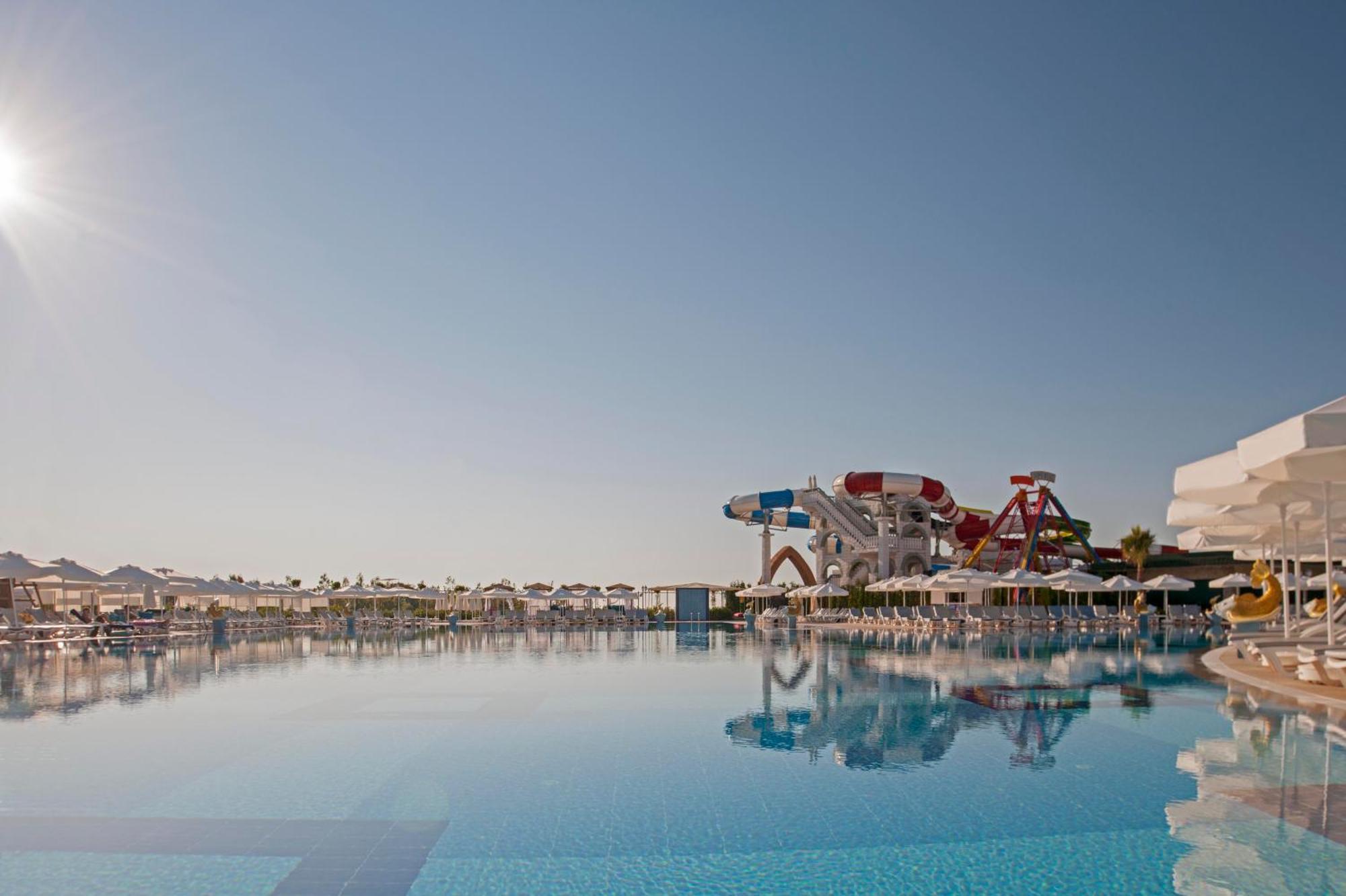 אתר נופש Delphin Imperial Lara 5*